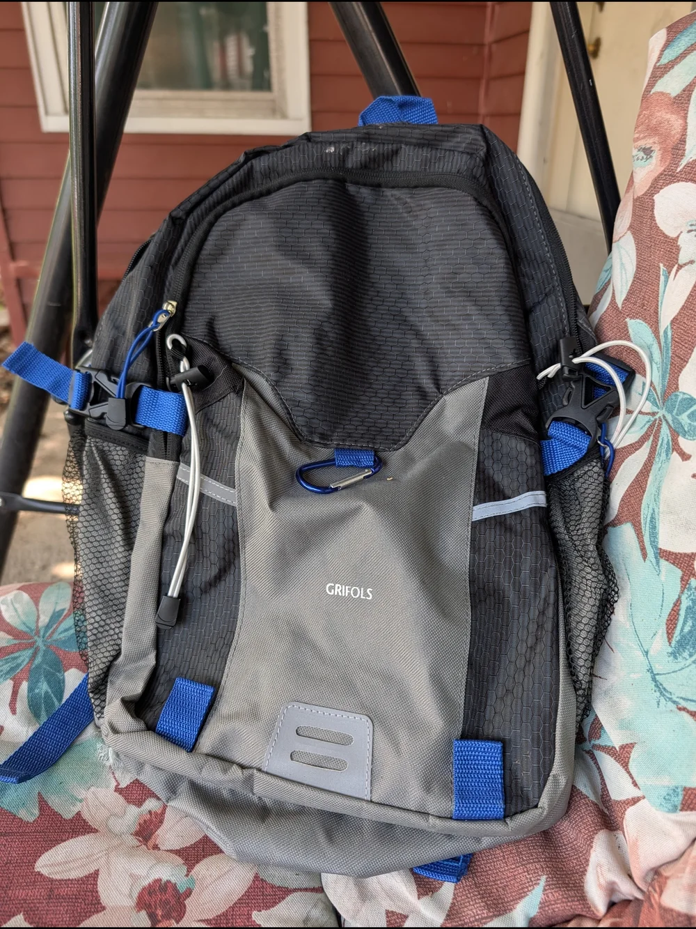 Men’s Gray & Blue Everyday Backpack